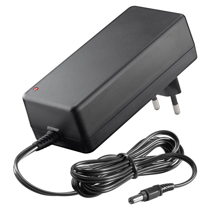 ALIMENTADOR UNIVERSAL 12V 5A 60W NEGRO