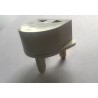 ADAPTADOR DE EUROPA A UK BLANCO SIN TT