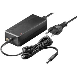 ALIMENTADOR UNIVERSAL 12V 5A 60W NEGRO