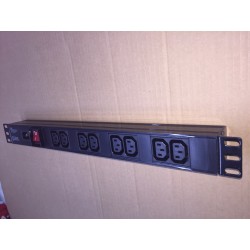 REGLETA 19" 8xC13 ENTRADA C14+INTERRUPTO