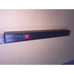 REGLETA 19" 8xC13 ENTRADA C14+INTERRUPTO