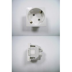 SCHUKO DE 45x45 CON...